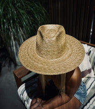 Load image into Gallery viewer, The Parker - Palm Straw Hat - Natural