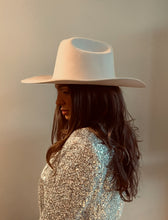 Load image into Gallery viewer, The Phoenix Wool Cattlemen Western Hat - Lght Apricot